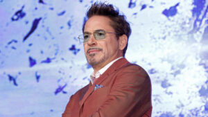 Robert Downey Jr. Passes On Oscar Opportunity! 11